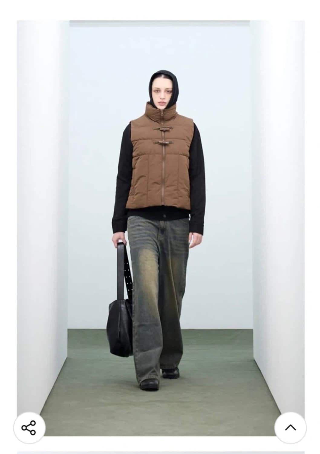 아이러니포르노 화이트라인 패딩베스트 상품이미지2