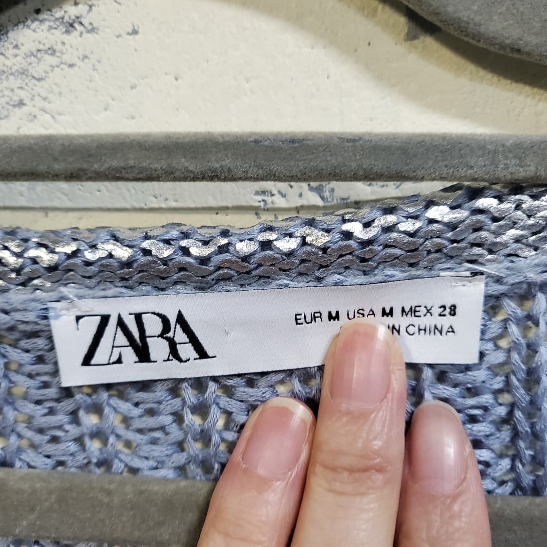 자라 블루 그물 크롭 니트  상품이미지3