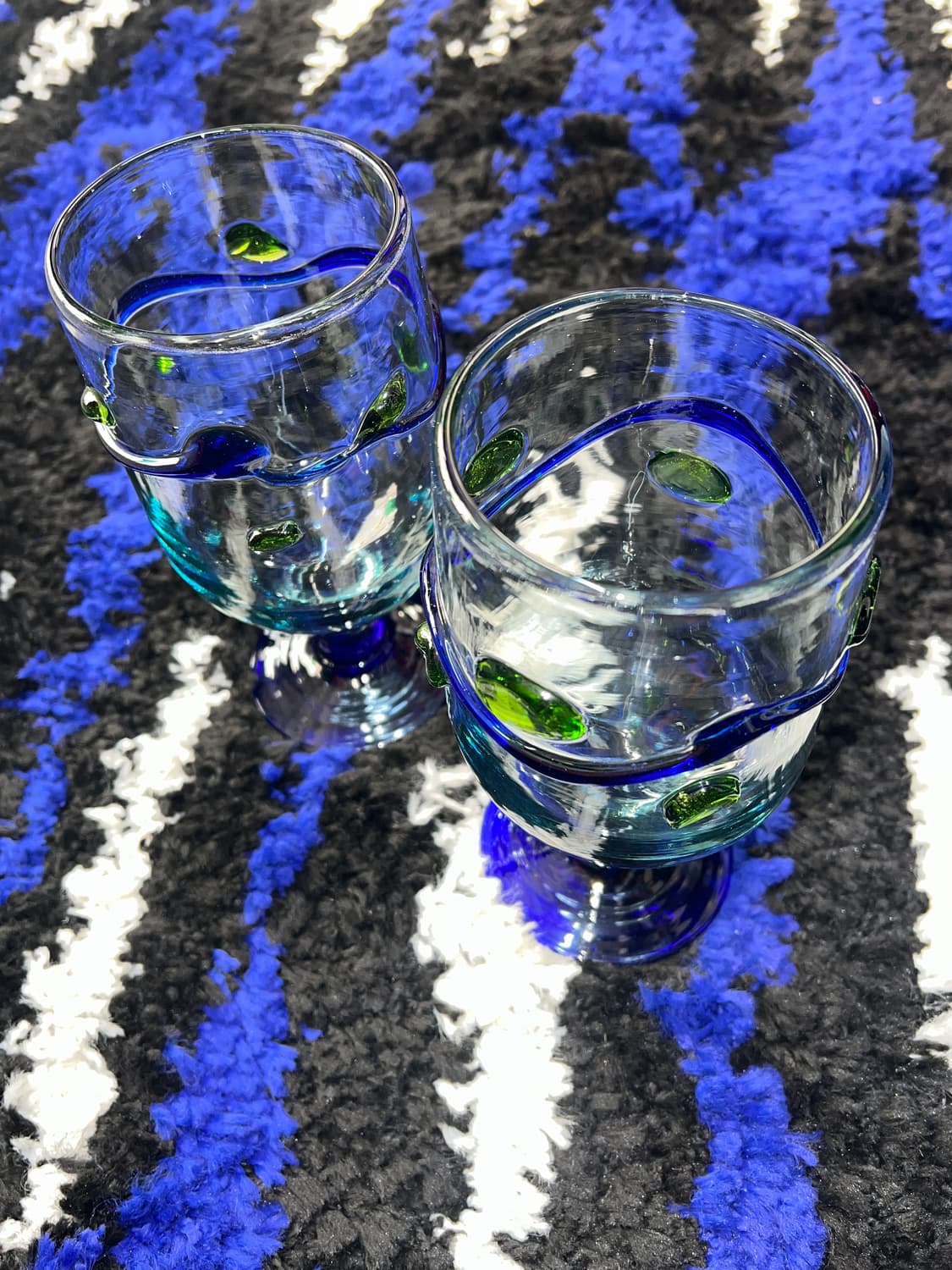 80s Hand-Blown art glass Goblet BL/GR 상품이미지10