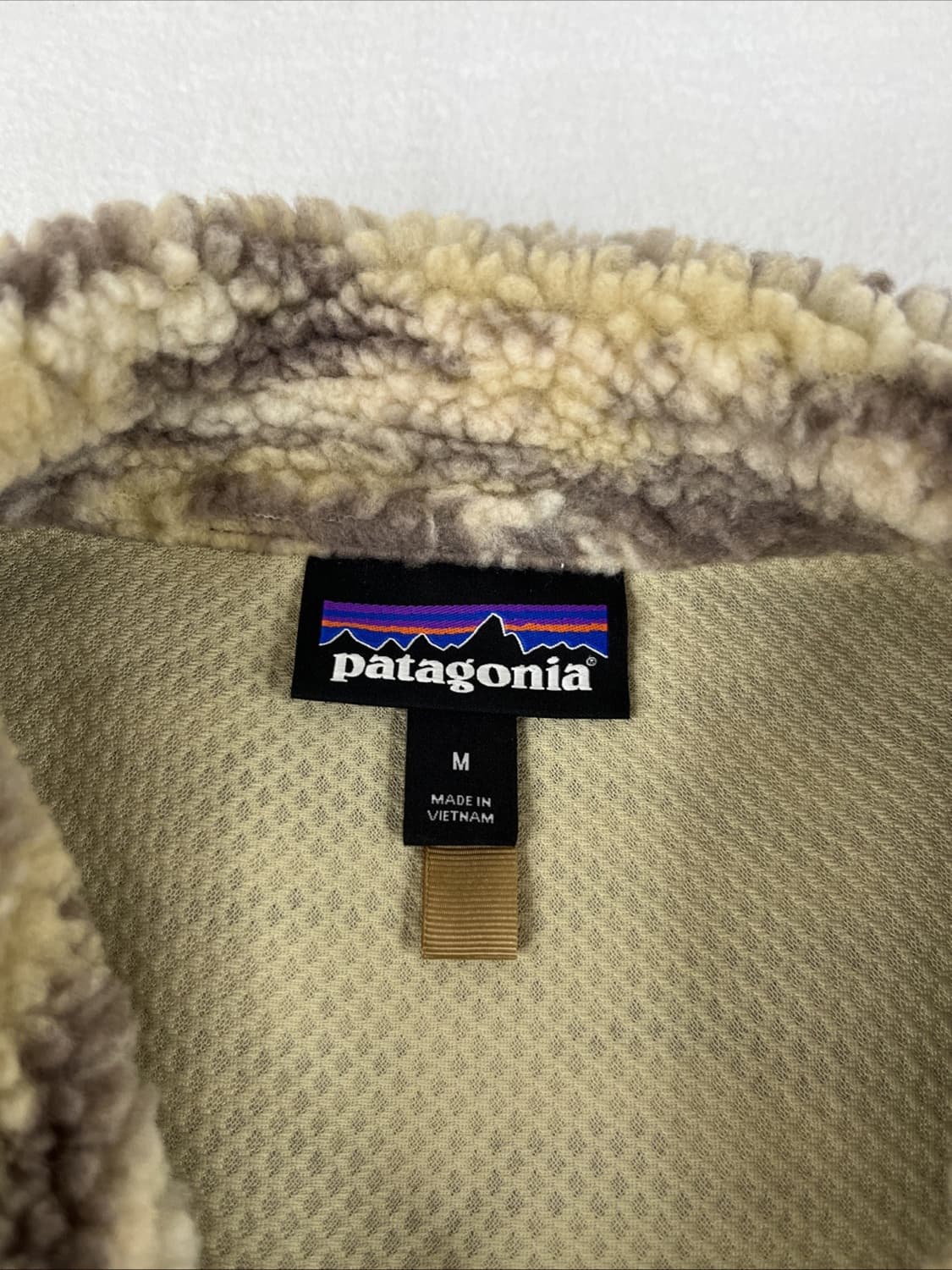 파타고니아 클래식 레트로-X 플리스 자켓 애쉬 탄 상품이미지4