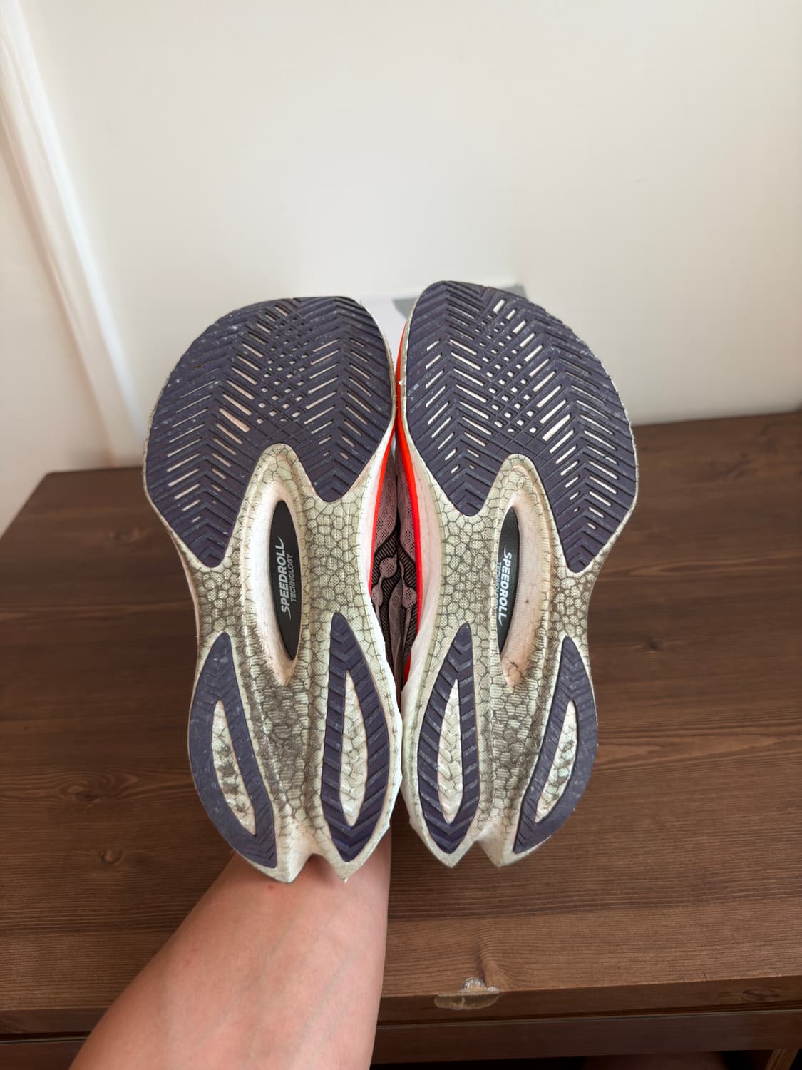 써코니 엔돌핀 프로4 250 상품이미지4