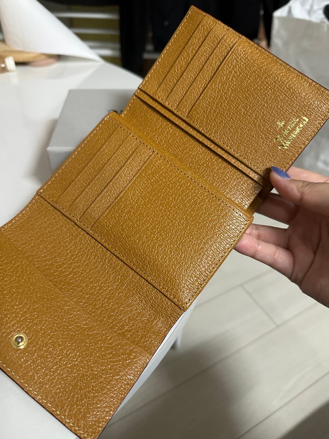 정품 일본백화점 구매) 비비안웨스트우드 브라운 지갑 상품이미지2