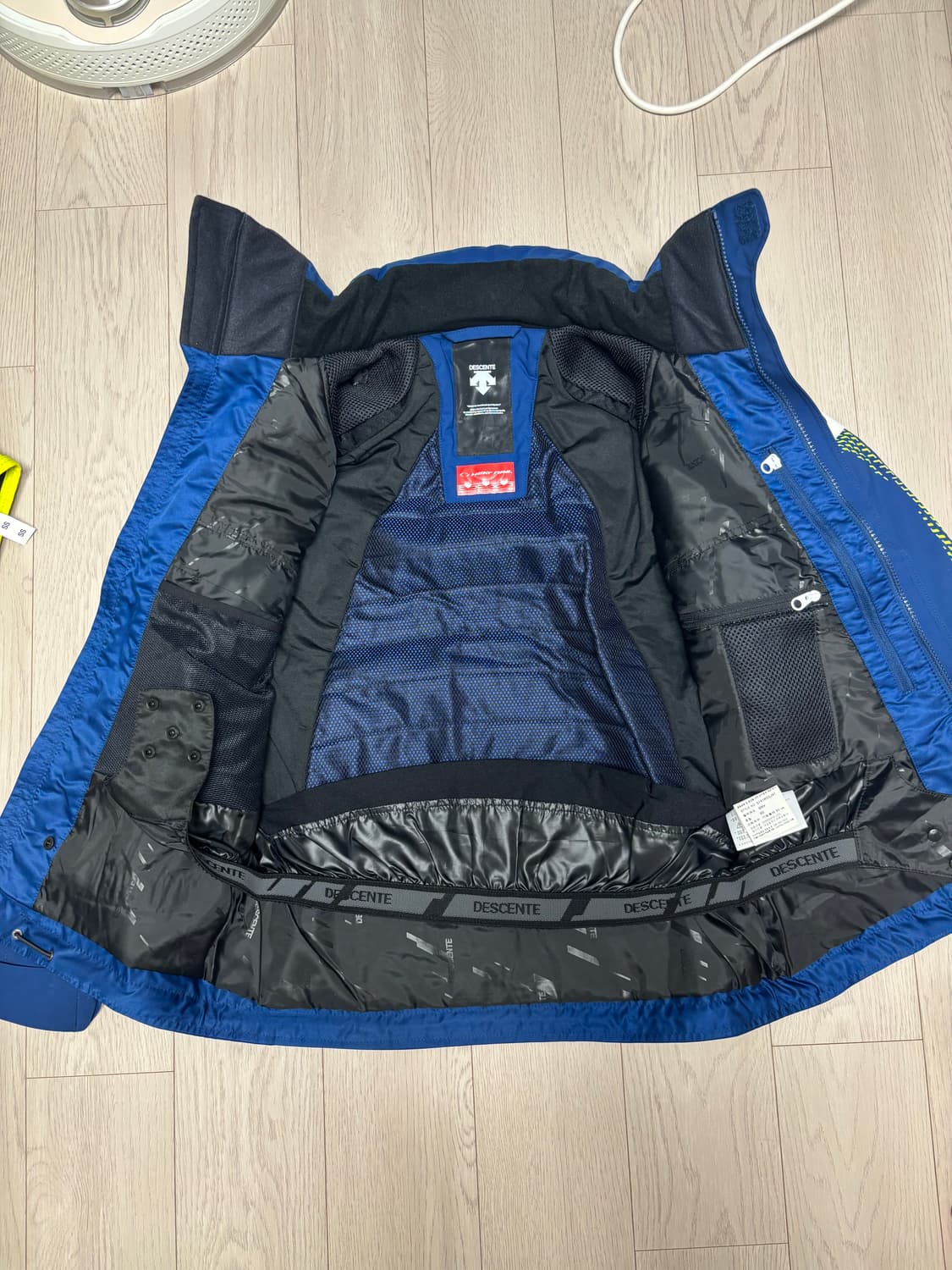 데상트 스키복 상품이미지3