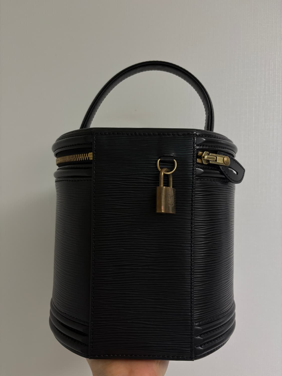 루이비통 에삐 깐느 베니티 상품이미지5