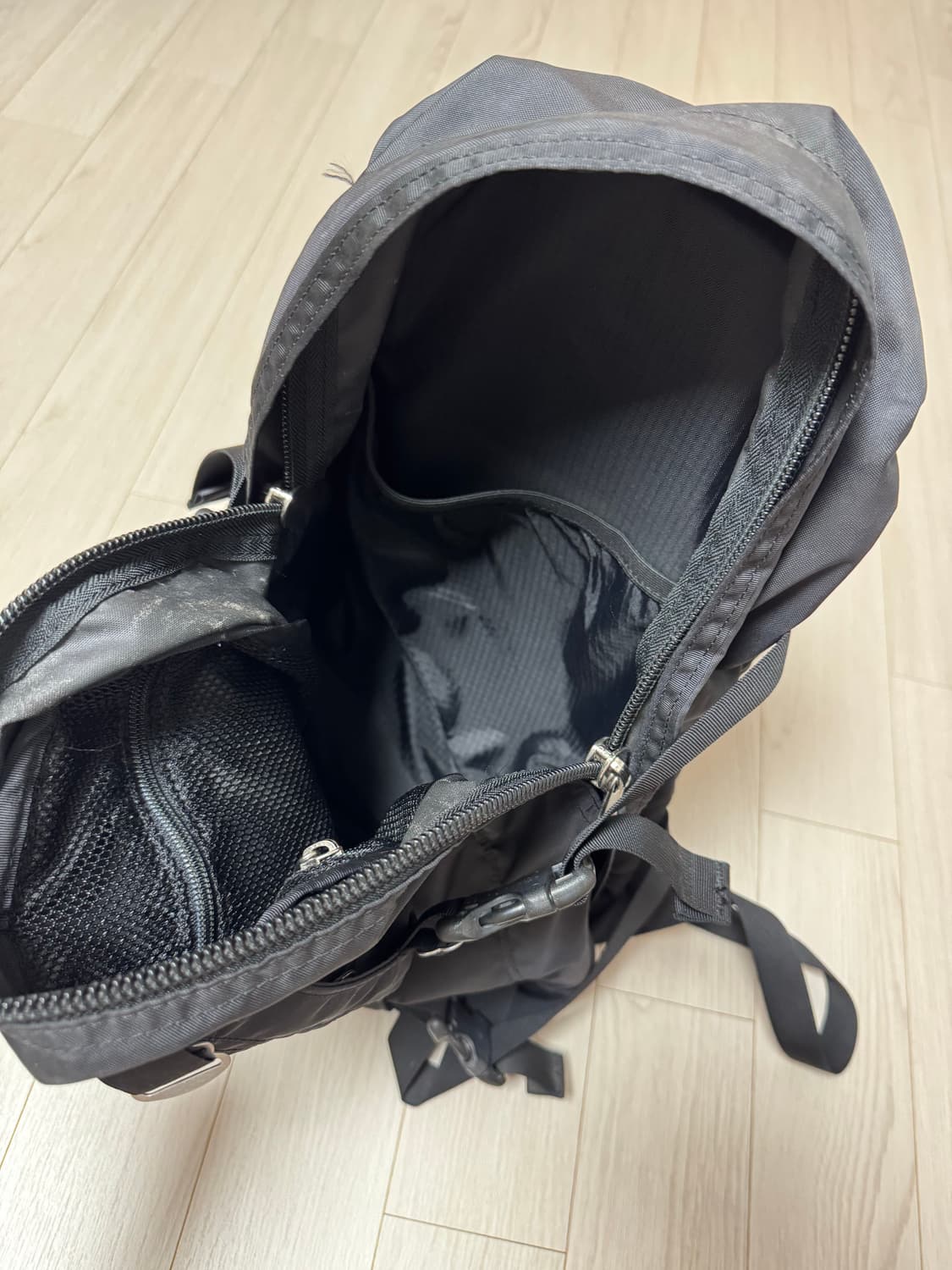 그레고리 구로고 구형로고 올데이 판매합니다!! 백팩 살로몬 아크테릭스 노 상품이미지4