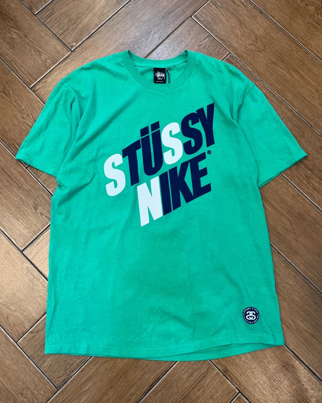 Stussy X Nike International Logo T-shirt 상품이미지5