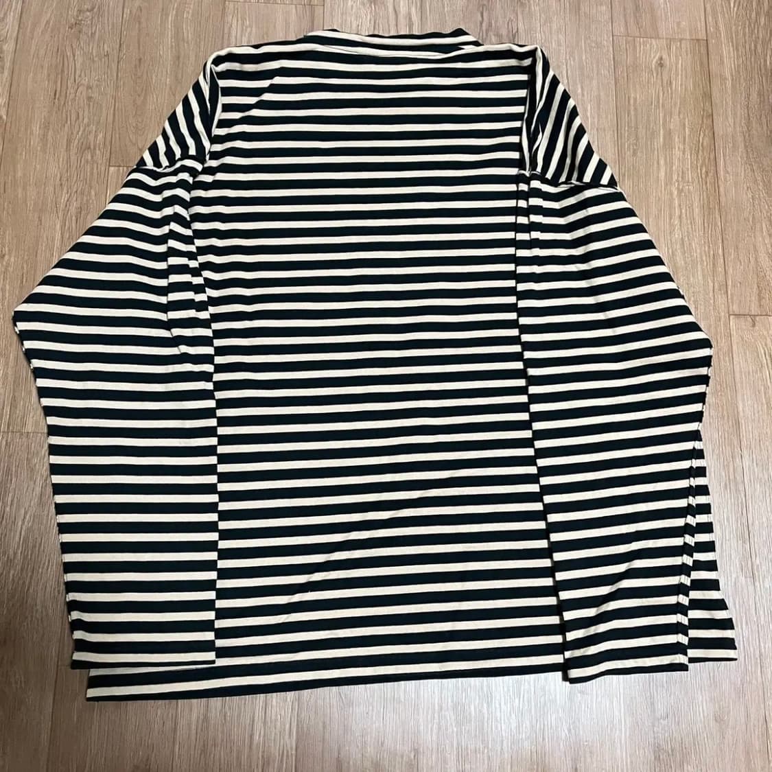 UNUSED 언유즈드 보더 롱 슬리브 상품이미지2