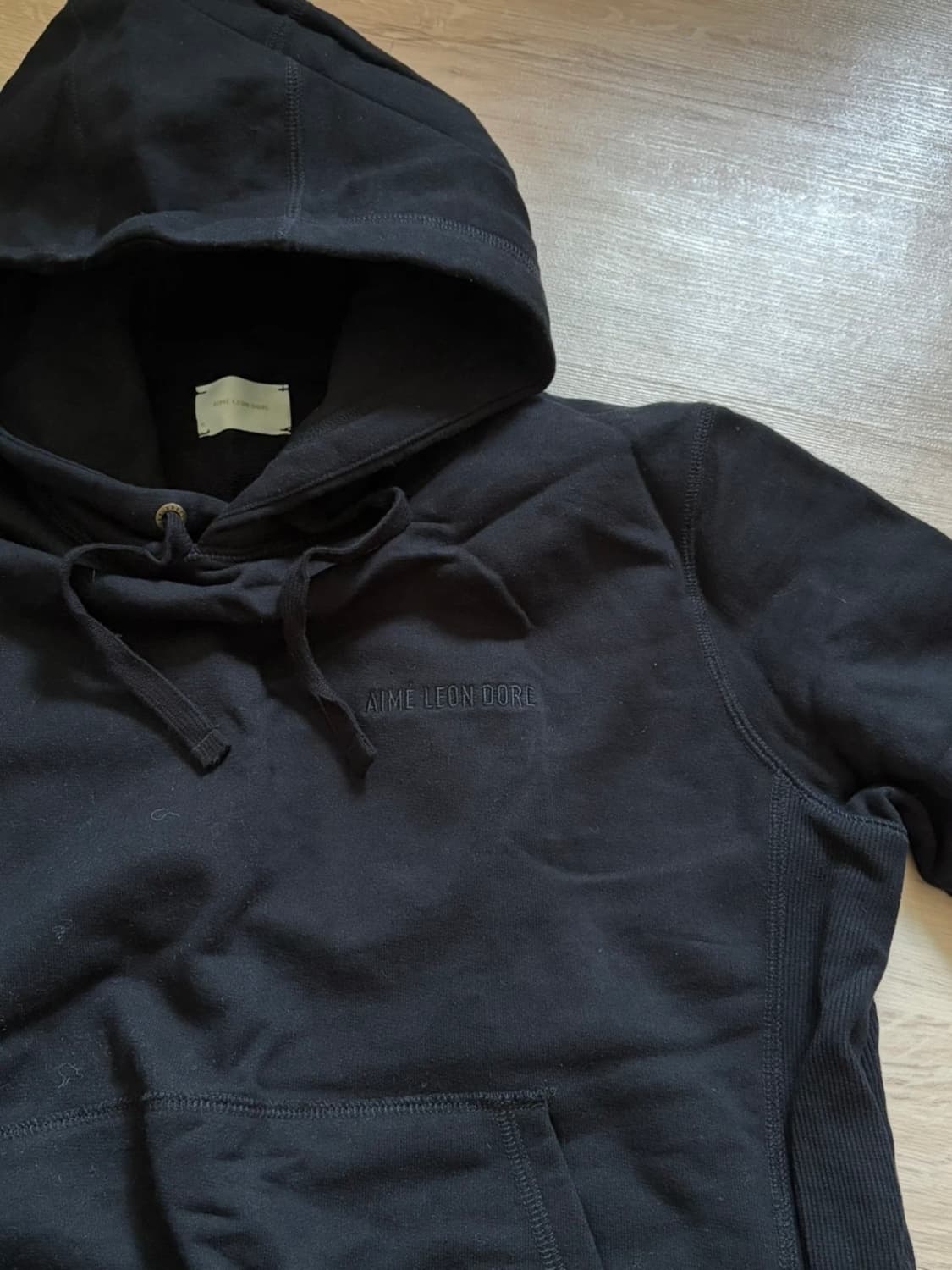 에메레온도르 토널 로고 후디 블랙 스몰 Tonal Logo Hoodie 상품이미지3