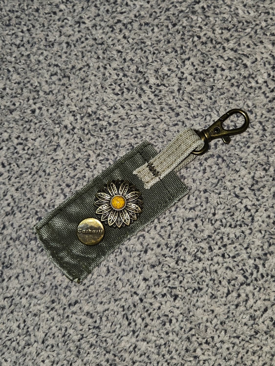 칼하트 버튼 커스텀 키링 / 11909 상품이미지1