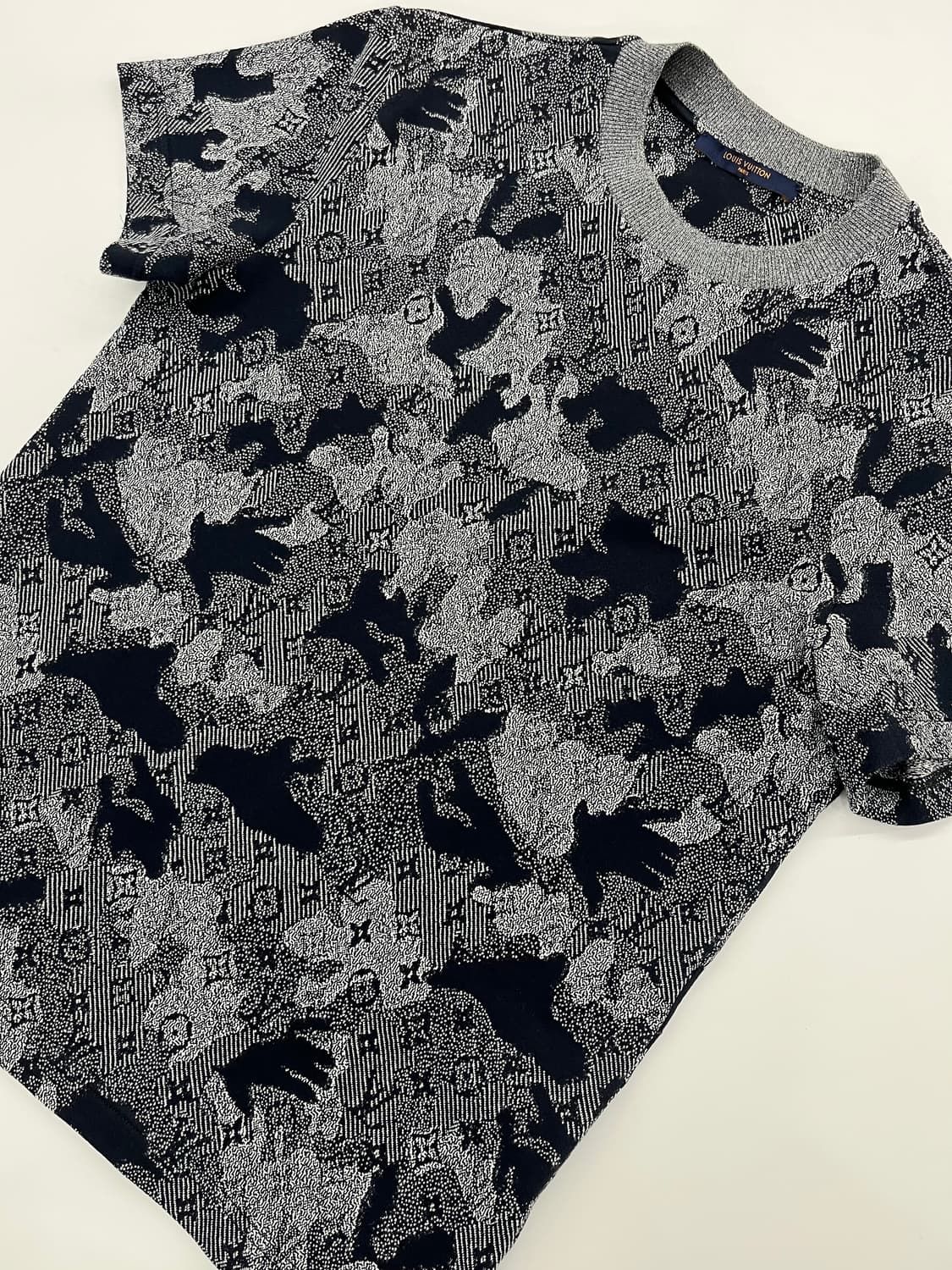 루이비통 카모 반팔 [xs사이즈] 상품이미지2