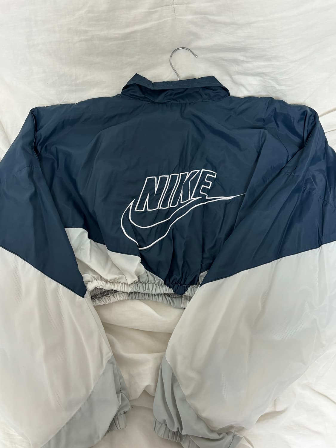 나이키 크롭 바람막이 상품이미지4