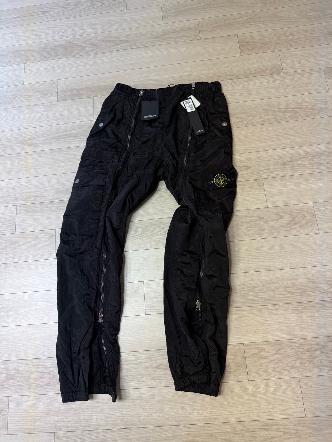 [New] 스톤아일랜드 크링클랩스 나일론 팬츠  상품이미지7