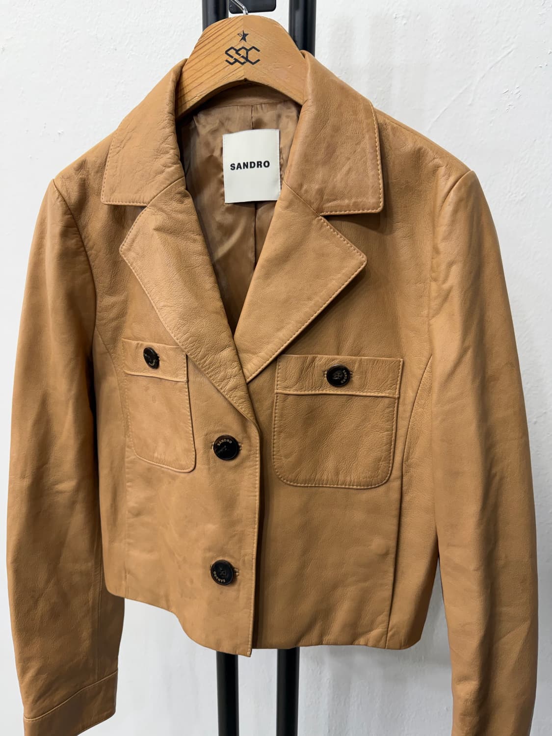 정품) 산드로 여성 브라운 레더 크롭 가죽자켓 82(55) 상품이미지3