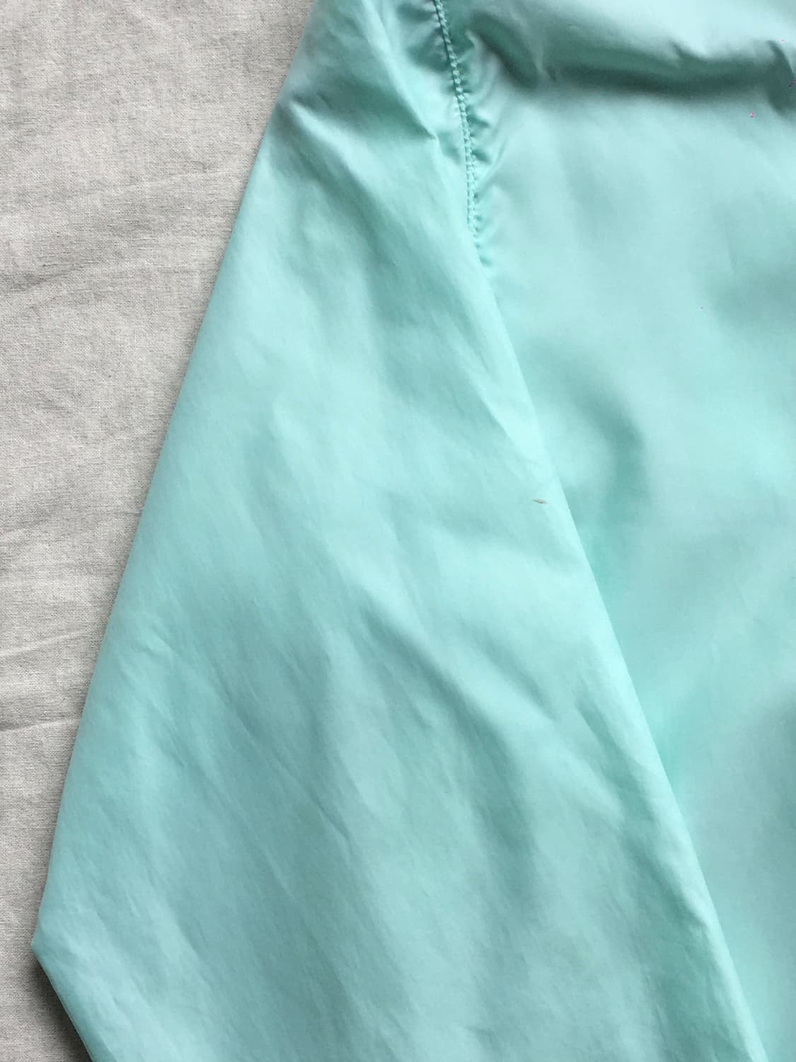 노스페이스 백프린팅 바람막이 상품이미지6