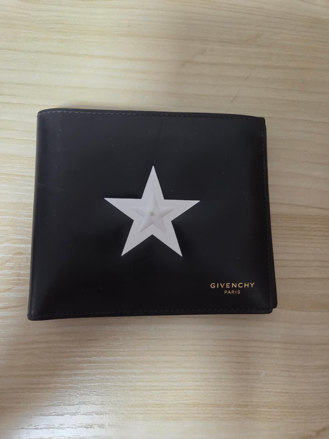 지방시 반지갑 상품이미지1