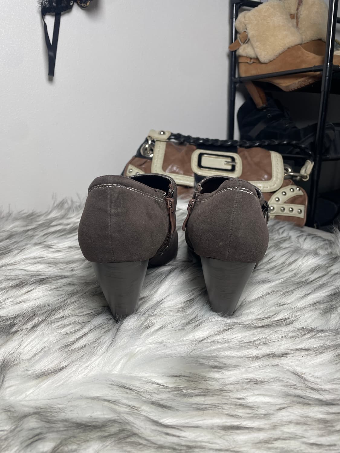 Brown 스웨이드 구두 상품이미지3