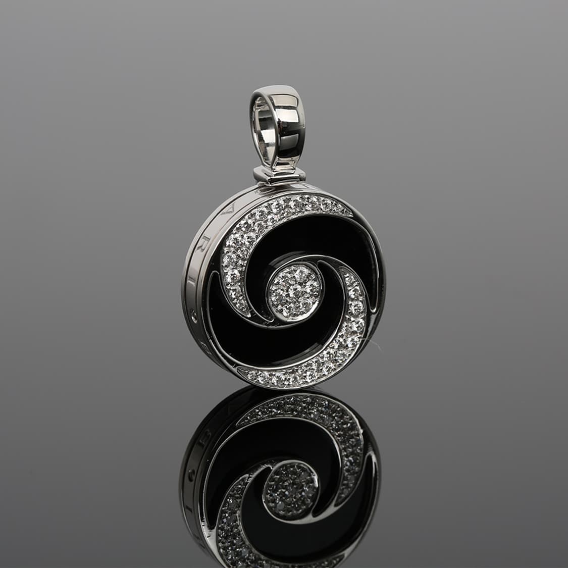 불가리 옵티컬 18K 화이트골드 다이아 펜던트 파베 세팅 목걸이 상품이미지7