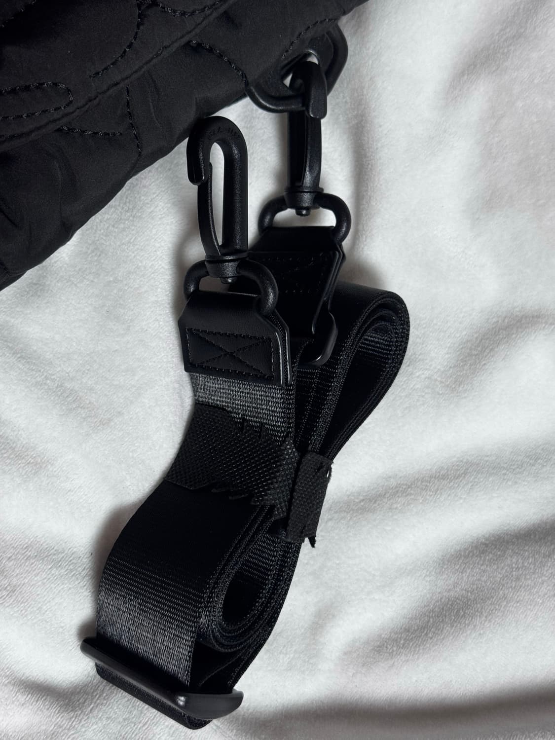 베이프 라인 카모 퀼팅 숄더백 상품이미지4