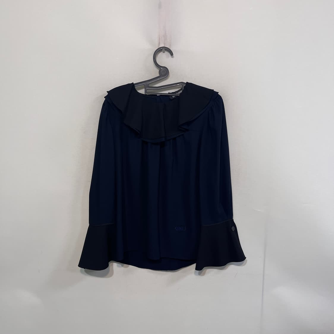 럭키슈에뜨 블라우스 66 상품이미지1