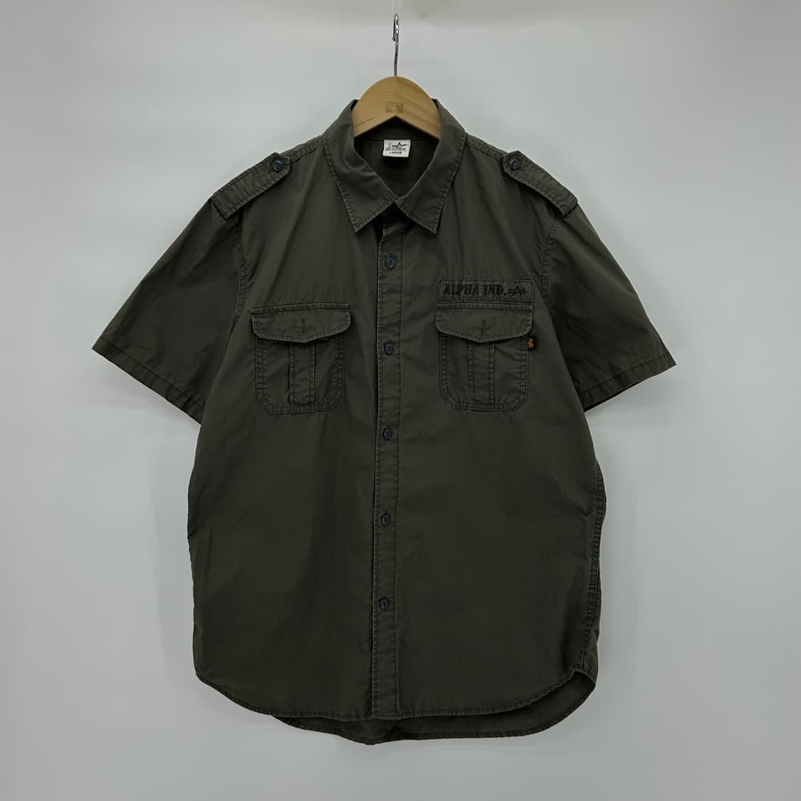 [ALPHA INDUSTRIES] 알파인더스트리 밀리터리 투포켓 반팔셔츠 상품이미지1