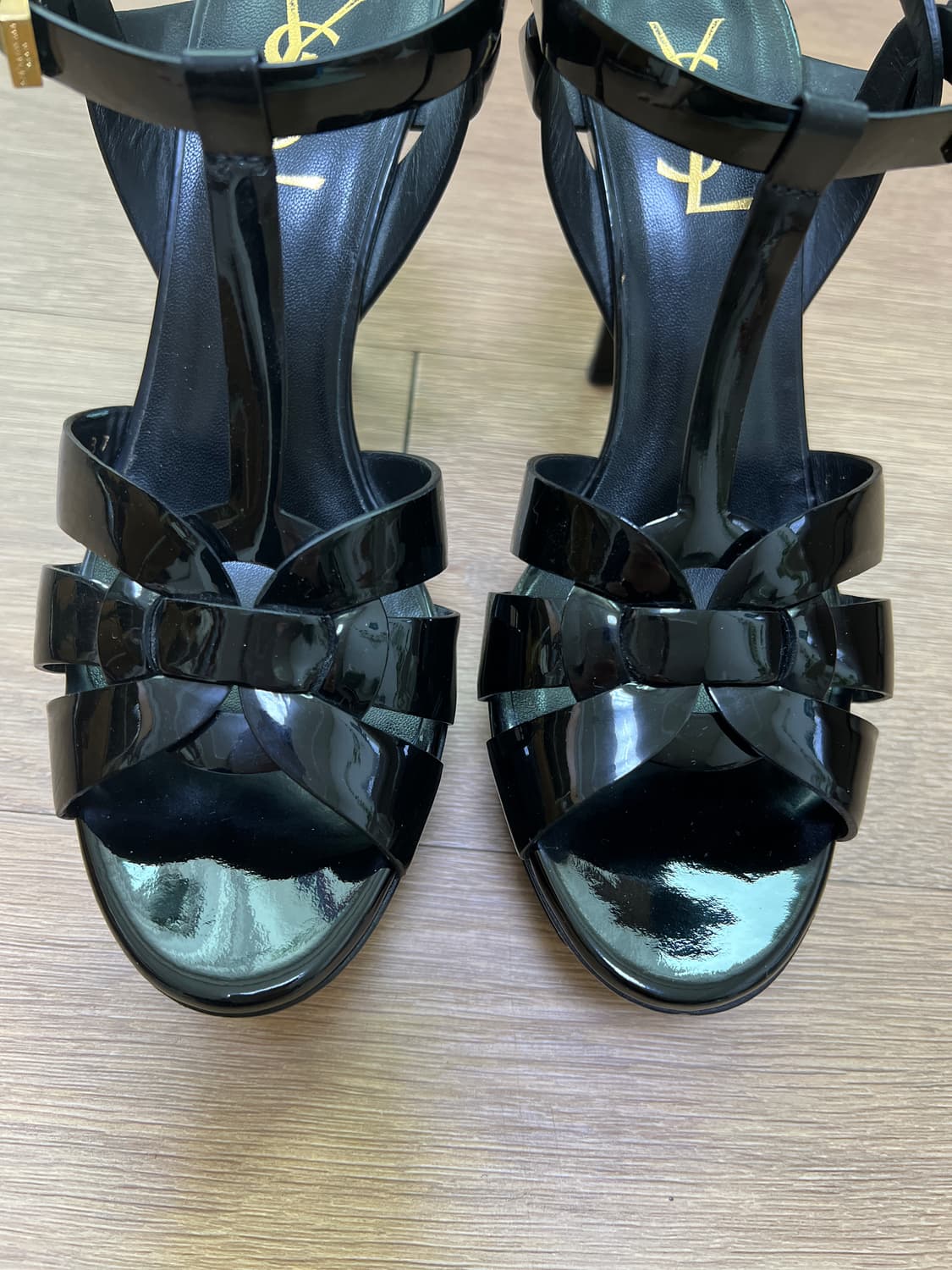 생로랑 트리뷰트 샌들 블랙 페이턴트 37 상품이미지9