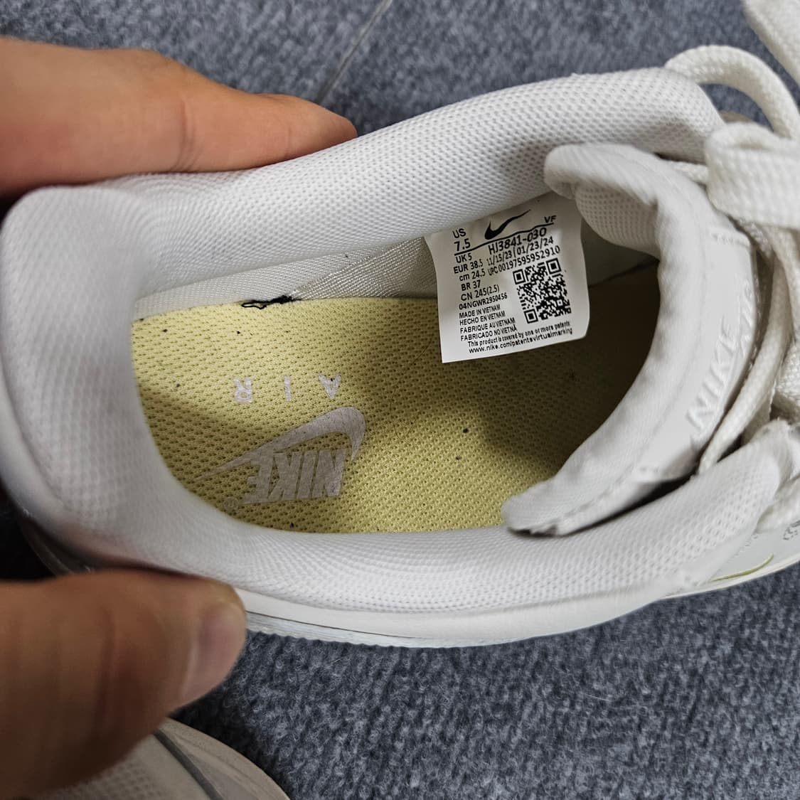 나이키 에어 포스 1 '07 팬텀 소프트 옐로우(급처) 상품이미지7