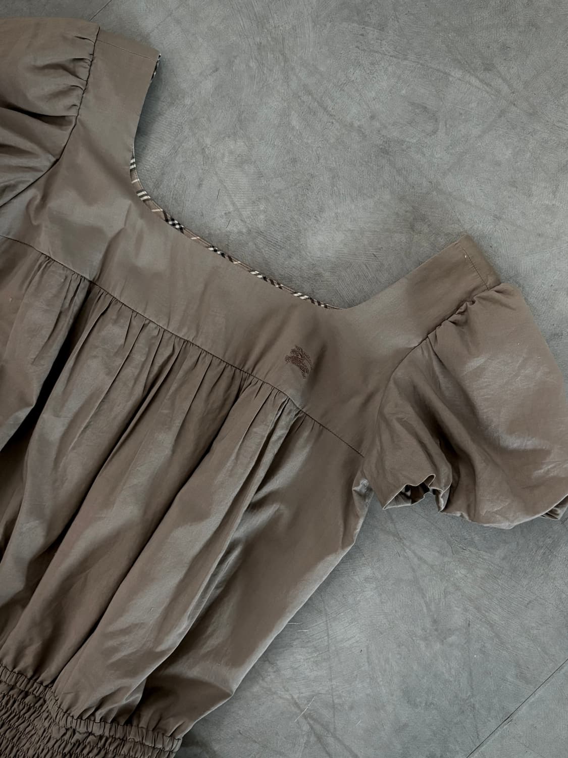 Burberry 버버리 블루라벨 브라운 퍼프소매 원피스 상품이미지5