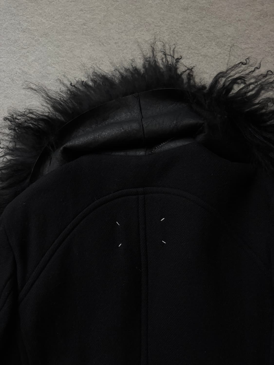 11FW 메종 마르지엘라 스티치 몽골리안 퍼코트 상품이미지4