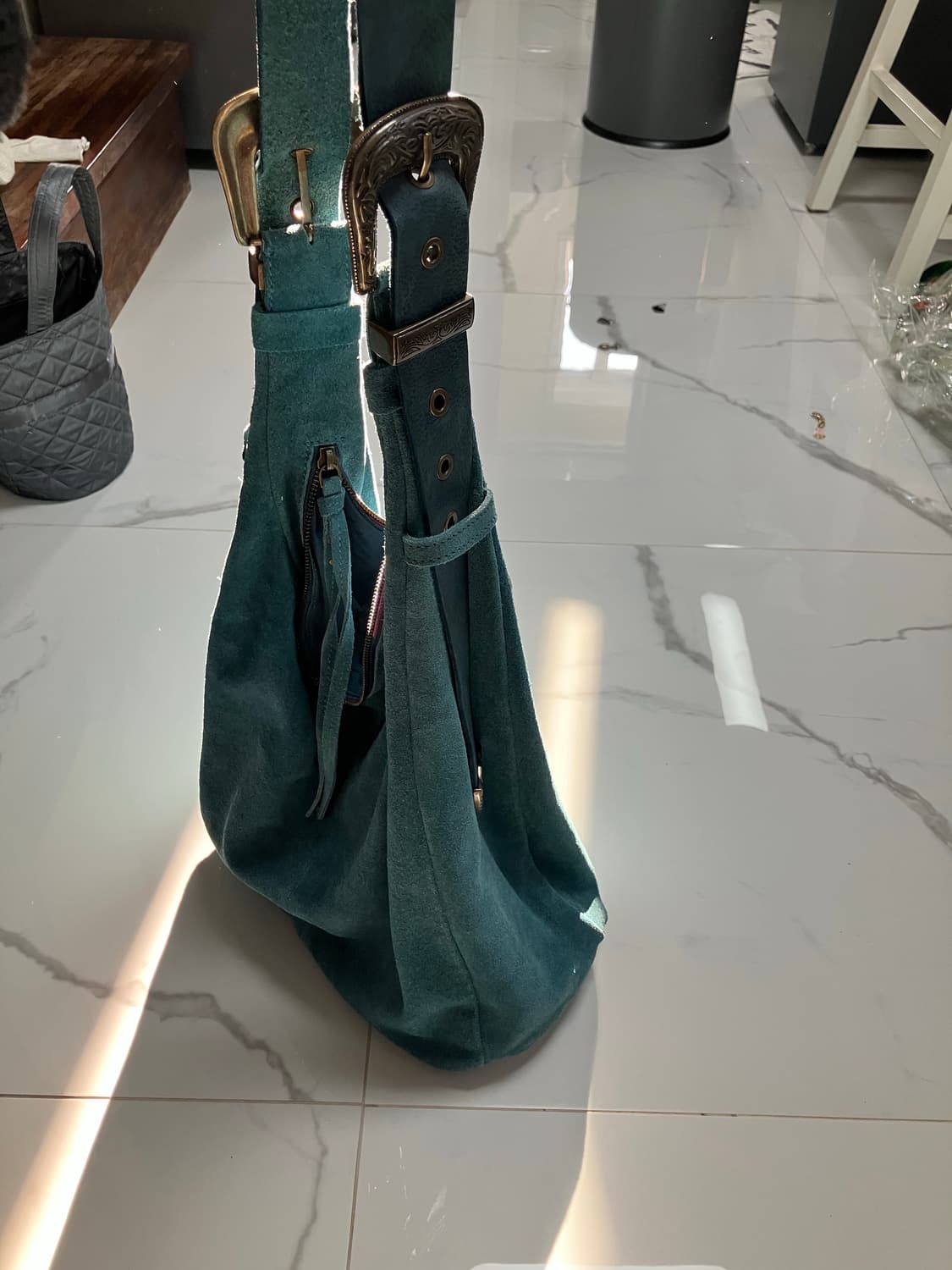 프리피플 웨스턴 버클 스웨이드 숄더백 호보백 상품이미지7