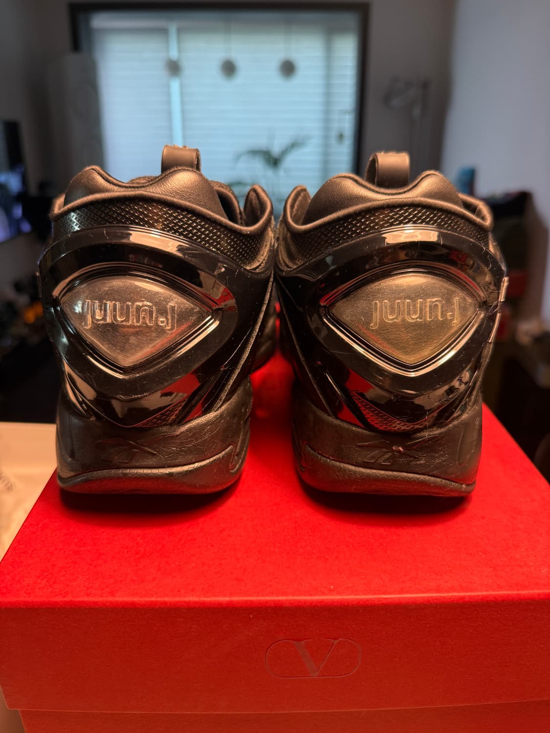 준지 리복 펌프 스니커즈 상품이미지3