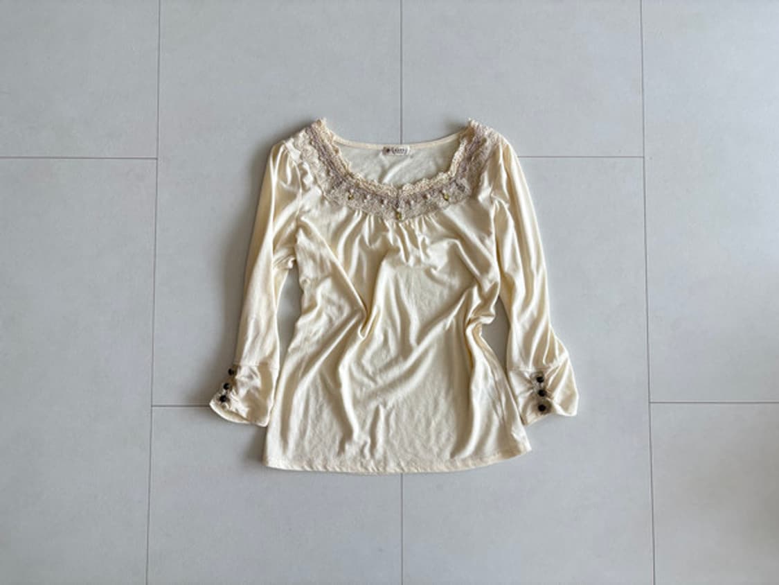 axes femme) lace pearl top 상품이미지1