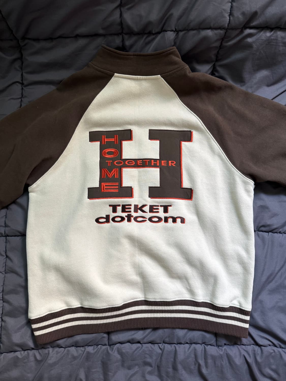 H Zip-Up Sweatshirt Beige 상품이미지2
