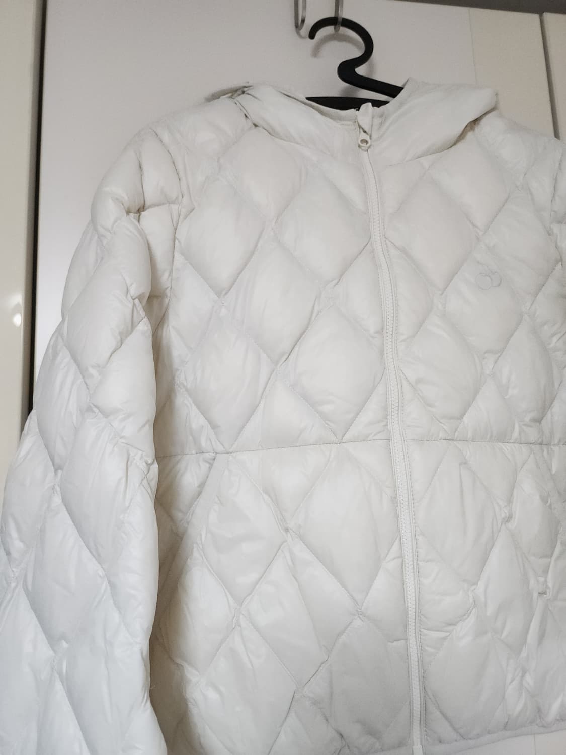 키르시 클라우드 크롭 다운 아이보리 패딩 상품이미지4