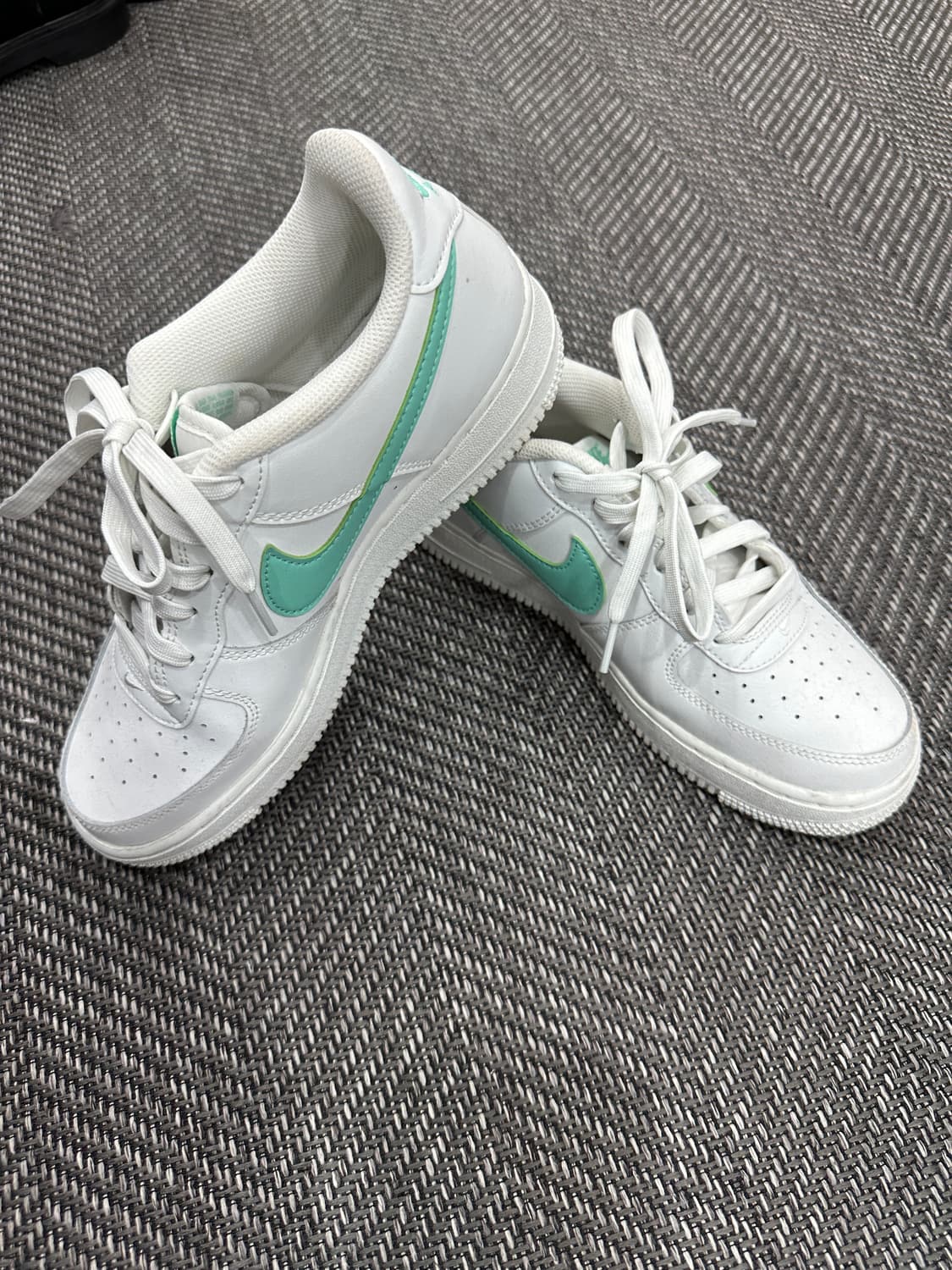 나이키 에어포스1 로우 상품이미지3