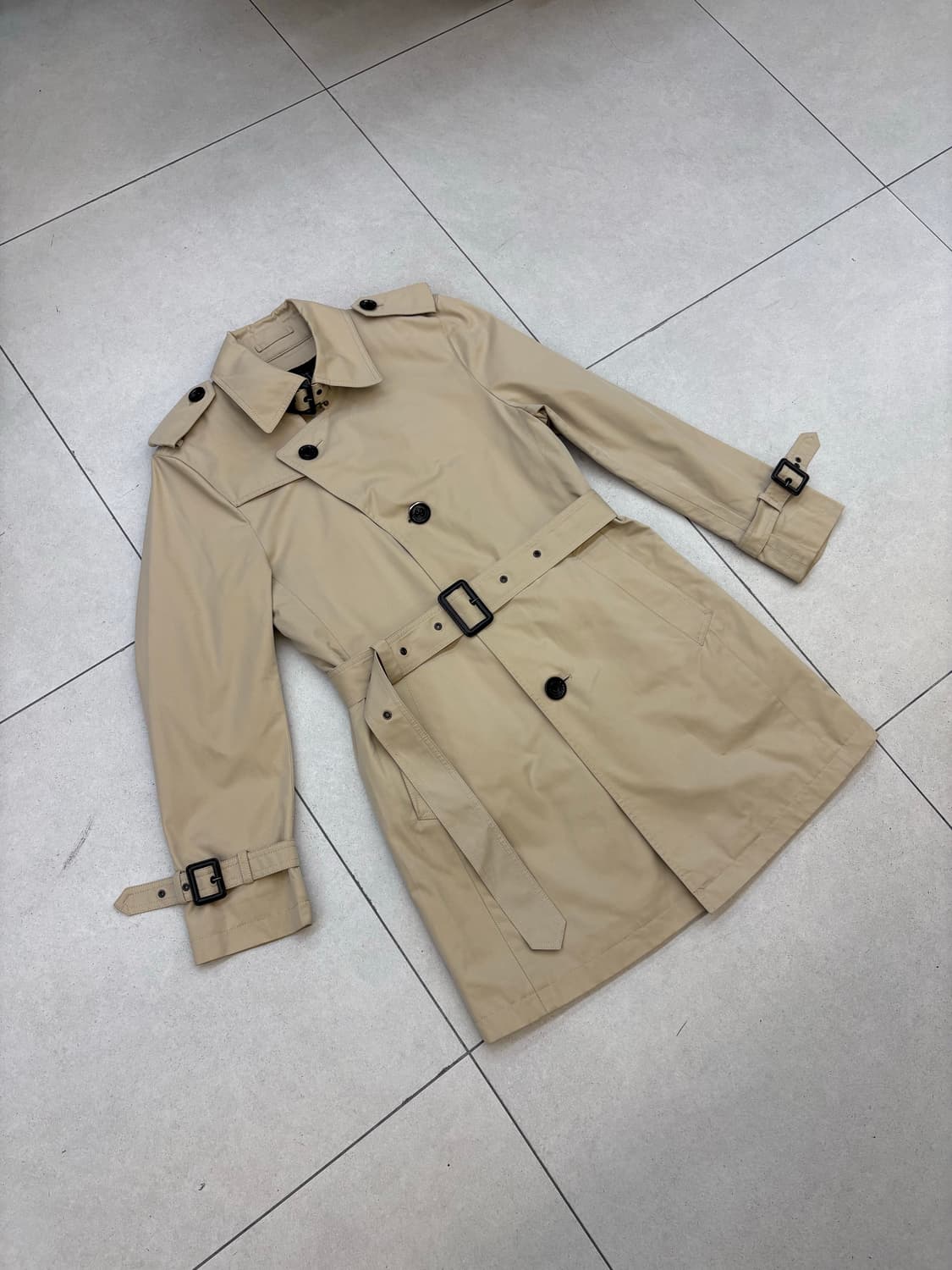 버버리 블랙라벨 트렌치코트 상품이미지2