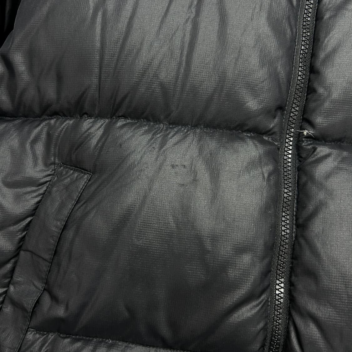 노스페이스 블랙 눕시 700 패딩(95) 상품이미지5