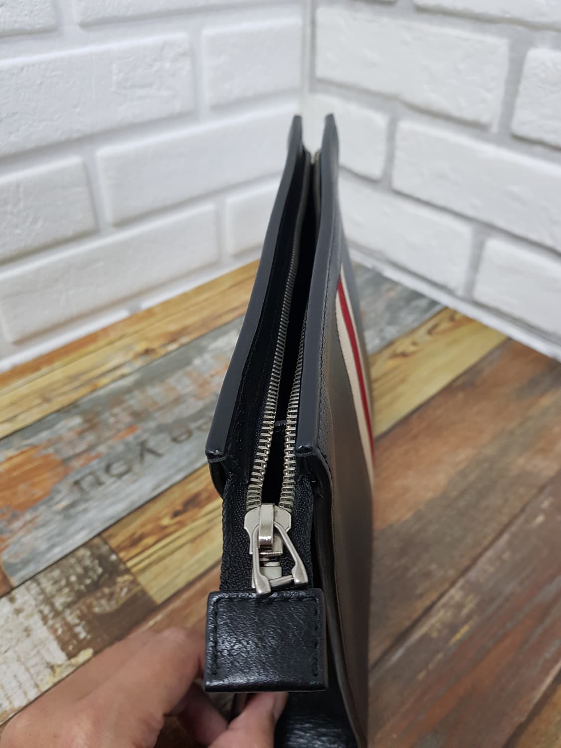 [정품] 구찌 로고밴드 레더클러치 블랙 상품이미지7