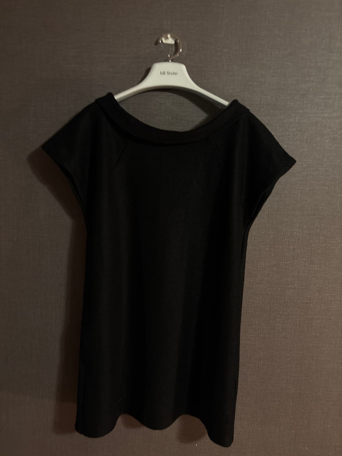 MAX&Co. (막스앤코)**의 블랙 울 저지 원피스 상품이미지2