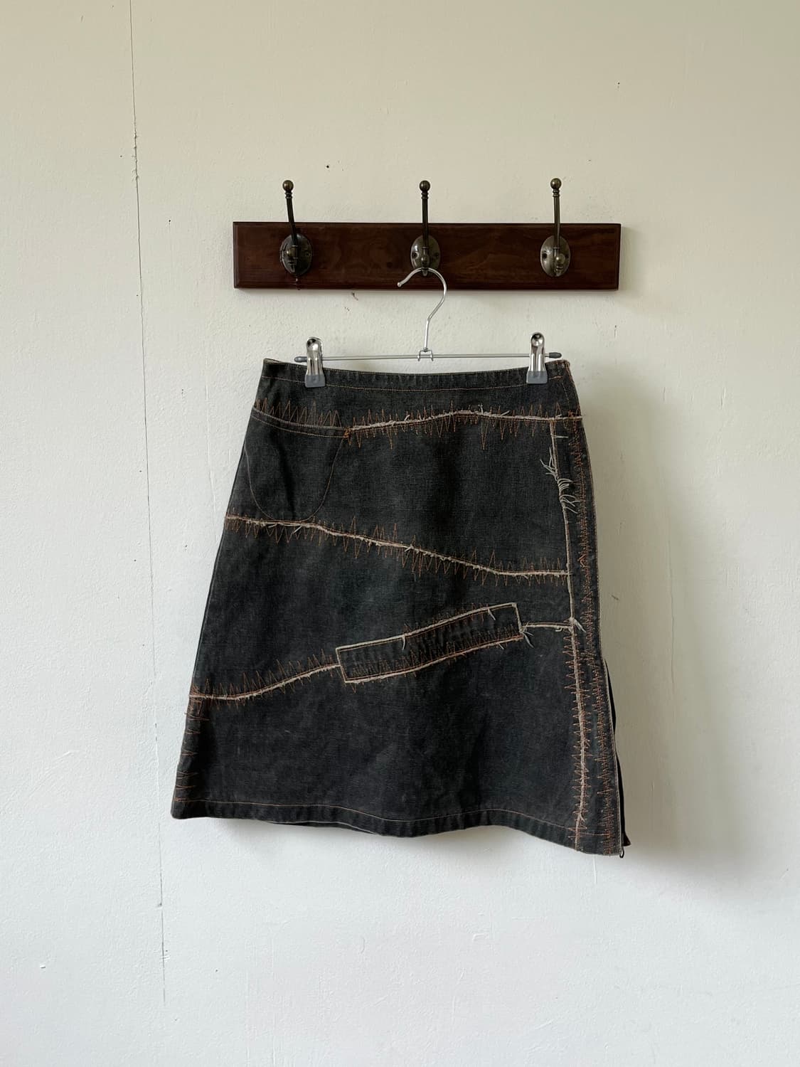 TSUMORI CHISATO 아카이브 스티치 데님 스커트 상품이미지1