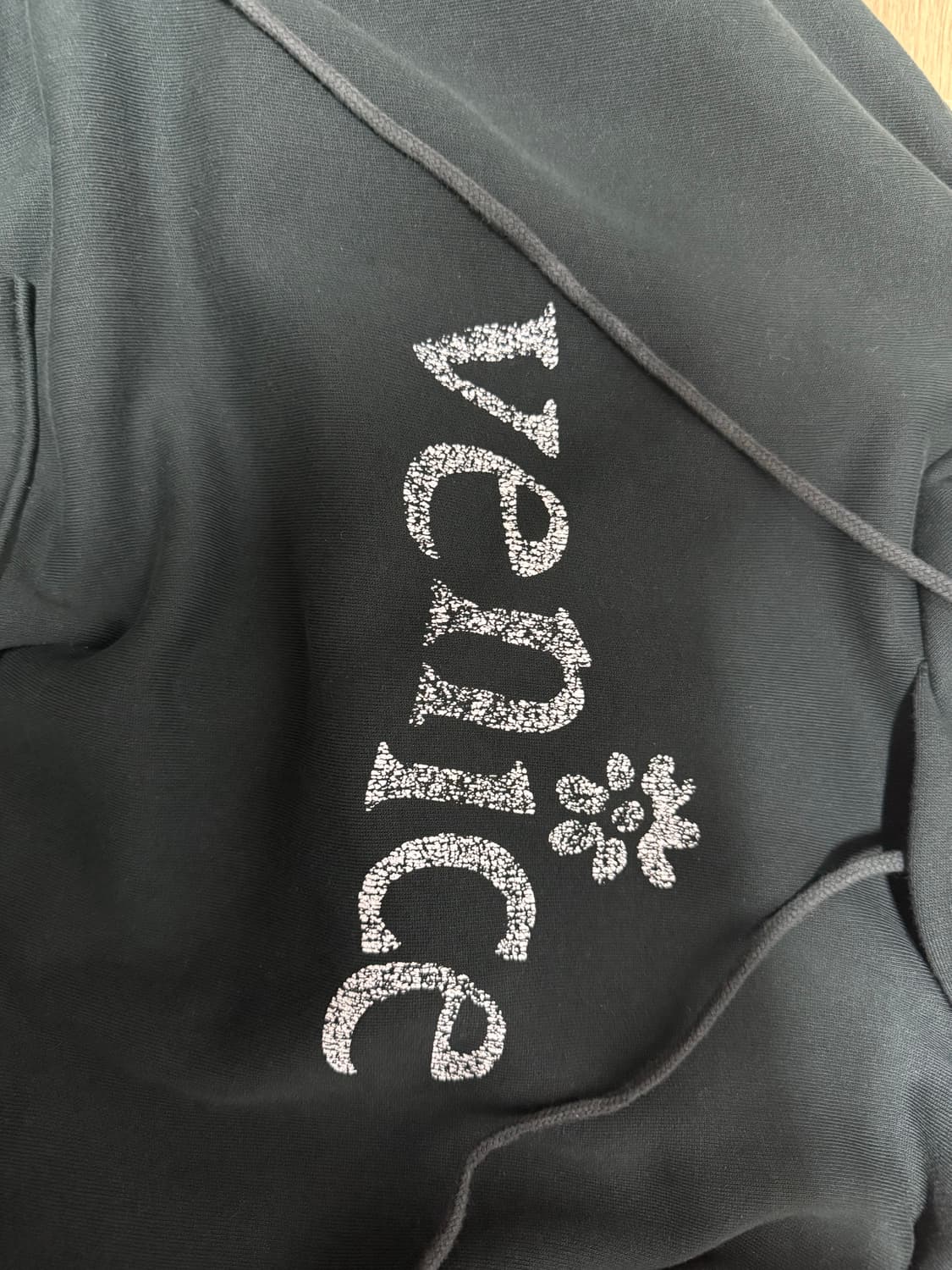 ERL 베니스 후드티 상품이미지3