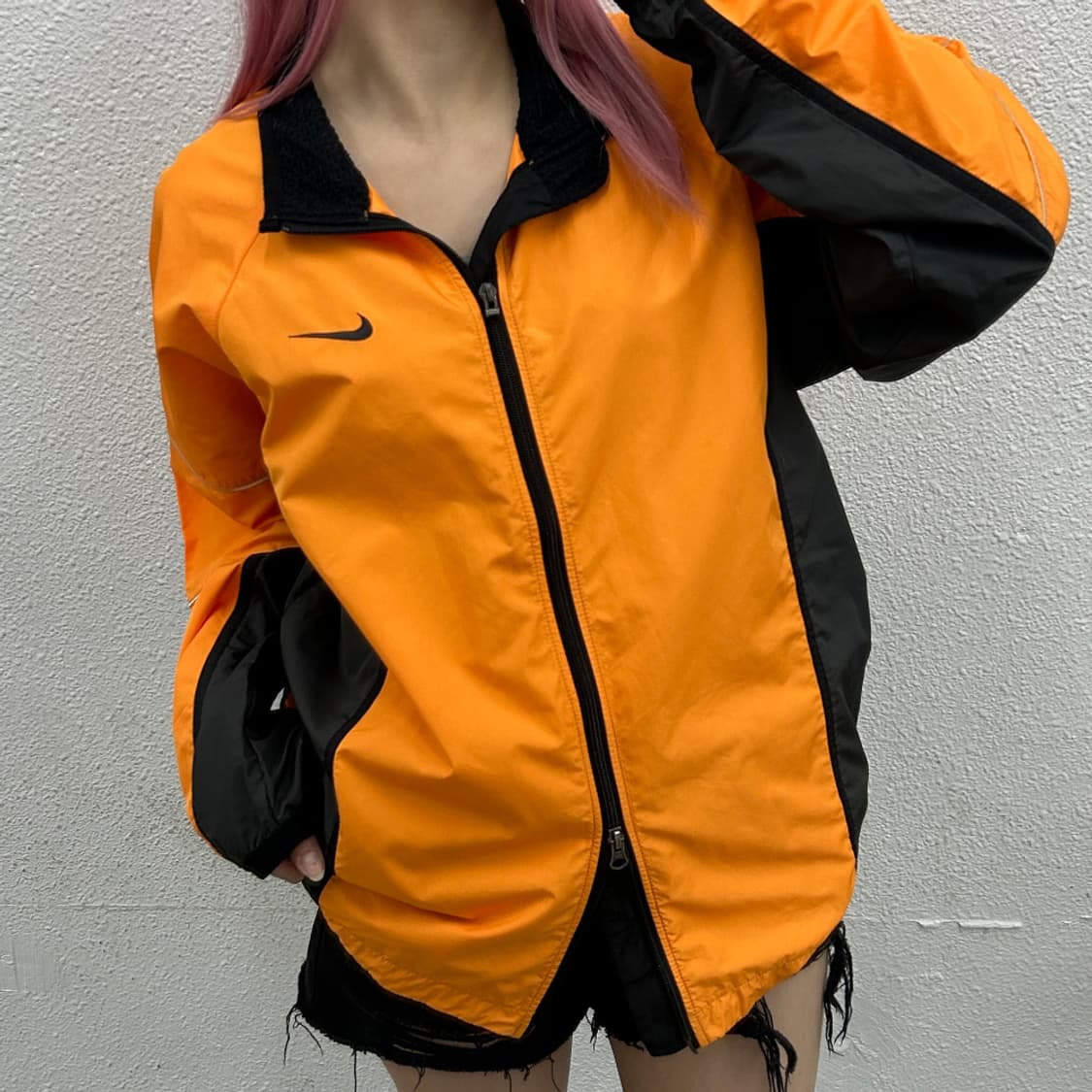 나이키 블랙배색 라이트 오렌지 바람막이 L 상품이미지1