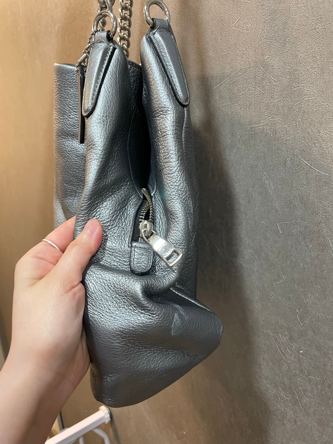 코치 실버 체인 숄더백 가방 상품이미지3