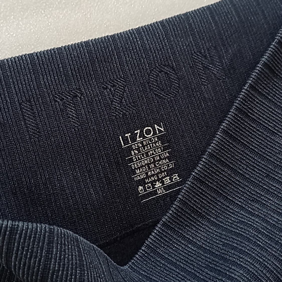 잇존 요가 필라테스 스포츠 골지 레깅스 여성 M L 거의새것 사랑봉봉 상품이미지4