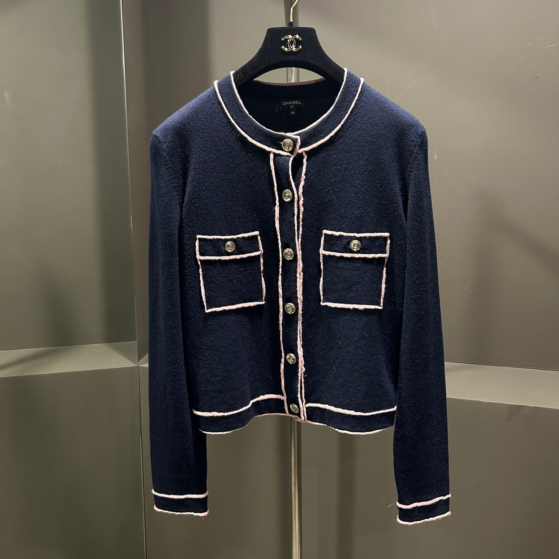 샤넬 카툰 트리밍 캐시미어 가디건 상품이미지1