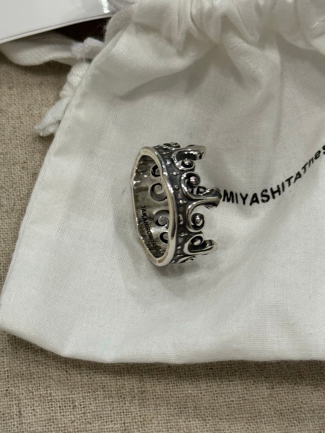 솔로이스트 25aw 크라운 링 상품이미지2