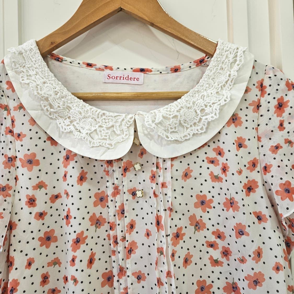 소리데레(Sorridere) 레이스카라 블라우스 상품이미지2