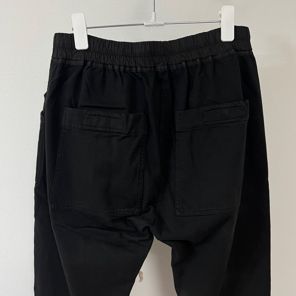 릭오웬스 14FW 다크쉐도우 클래식 카고 드로우스트링 스웻 팬츠 상품이미지4