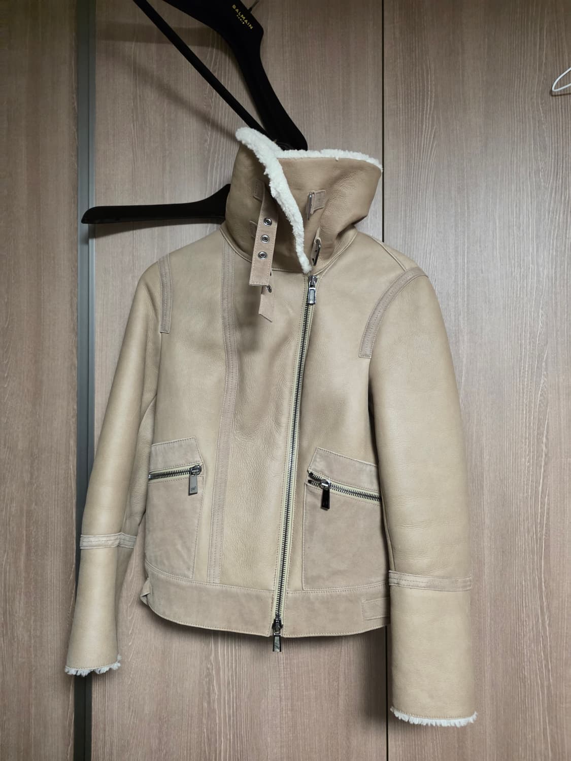 포르쉐 디자인 PORCHE DESIGN 무스탕 36사이즈
 상품이미지1