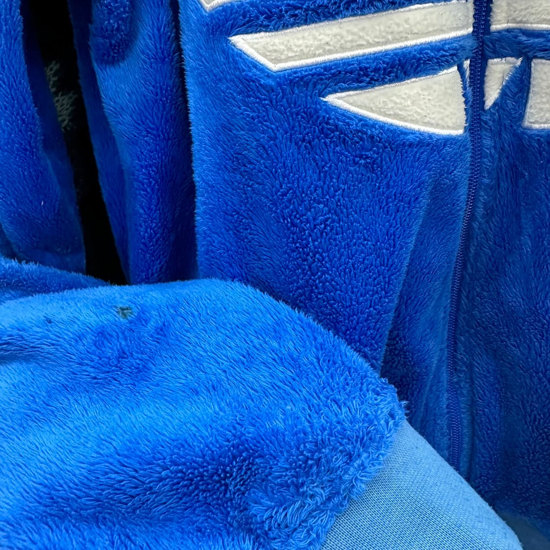 105 아디다스 빅로고 남자 털 후리스 후드집업 상품이미지5