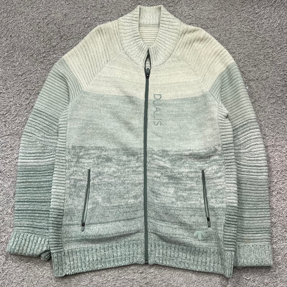 [105] 데상트 니트집업 상품이미지3